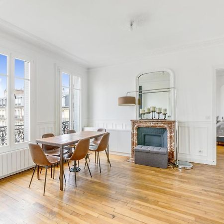 ルヴァロワ＝ペレPlace De La Mairieアパートメント エクステリア 写真